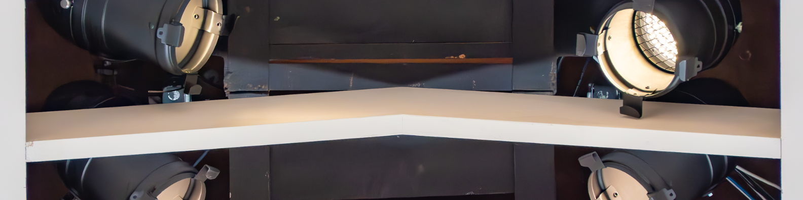 Commercial LED retrofit lighting options for replacing halogen PAR lamps